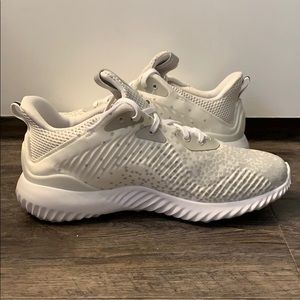NWT Adidas Alphabounce 1 running shoe